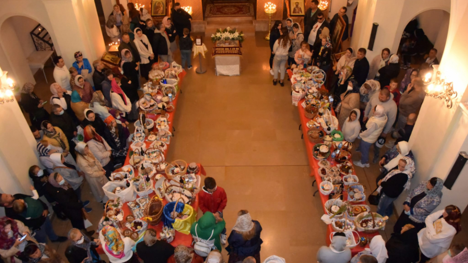 Benedicció dels aliments a la parròquia ortodoxa de la Pineda.