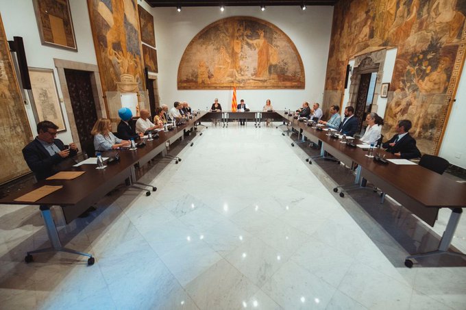 Presentació de l'acord 'Religions per la llengua' al Palau de la Generalitat.
