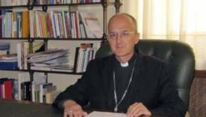 El bisbe d'Osca prohibeix elogis, cartes de comiat o agraïment i càntics inadequats en els funerals