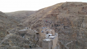 El monestir en el desert que és exemple de tolerància i diàleg religiós a Síria