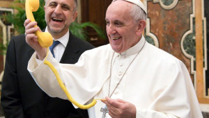 Trucada sorpresa del Papa a un voluntari de la plataforma d'aliments