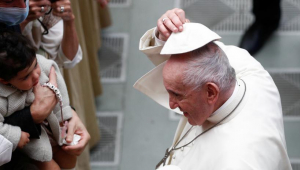 El Papa reconeix errors en l'evangelització per voler "imposar un sol model cultural"