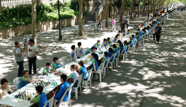 Més de 500 alumnes participen en la trobada d'escacs de les escoles FEDAC