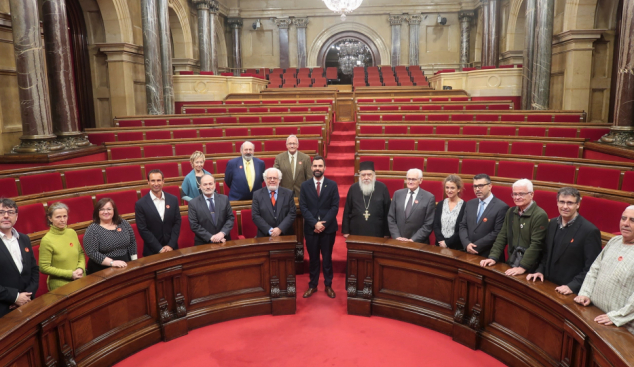 Representants de diverses creences participen en una jornada de diàleg interreligiós al Parlament