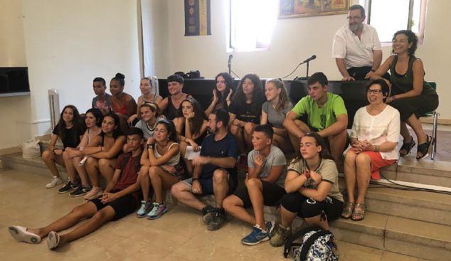Joves de tot Catalunya realitzen un camp de treball al refugi del museu bíblic de Tarragona