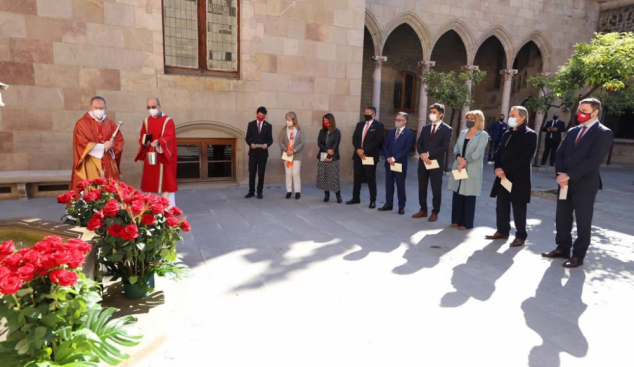Missa i benedicció de les roses a la Generalitat