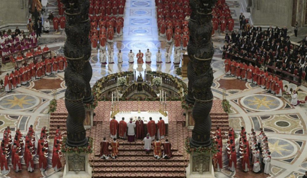Planellas, amb el papa Francesc per la benedicció del pal·li a Roma