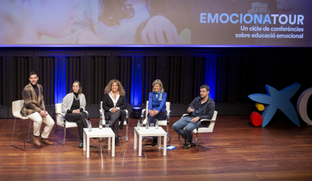 El CaixaForum s'omple per parlar d'educació emocional