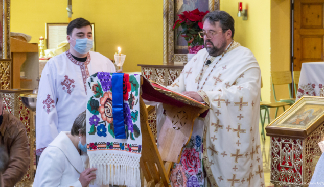 Planellas amb la comunitat ortodoxa romanesa: “Que Sant Nicolau ens ajudi a donar un bon exemple als infants”