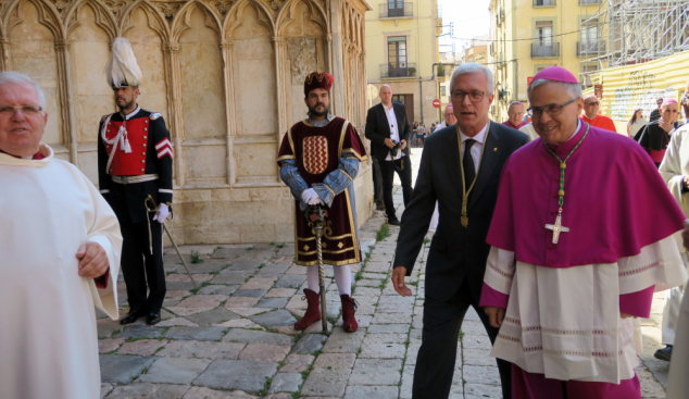 Planellas entra a Tarragona com a “bisbe amb el poble”