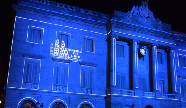 Barcelona i Manresa il·luminades contra la pena de mort