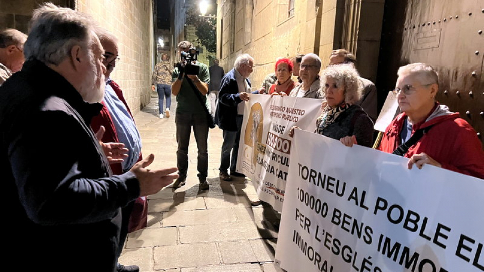 protesta-arquebisbat-barcelona-bens