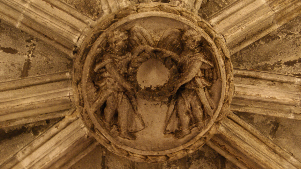 Clau de volta de la cripta de Santa Maria del Pi de Barcelona.